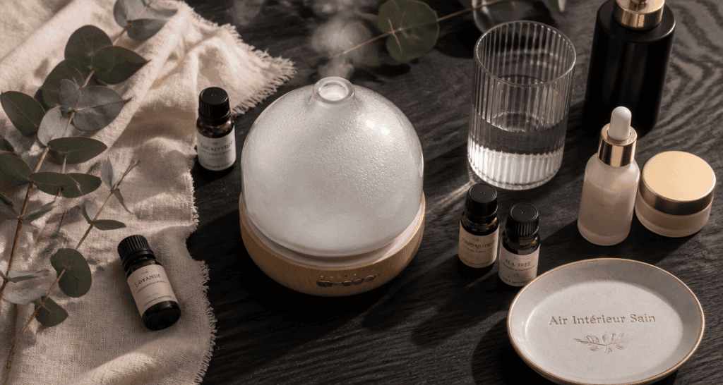 Diffuseur humidificateur huile essentielle en verre et bois sur table