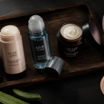 meilleur déodorant pour homme en flacons variés sur plateau